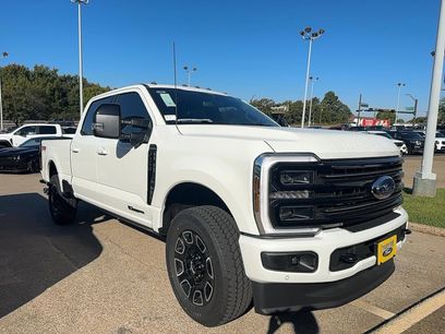 New 2026 Ford F250 Platinum w/ FX4 Off-Road Package