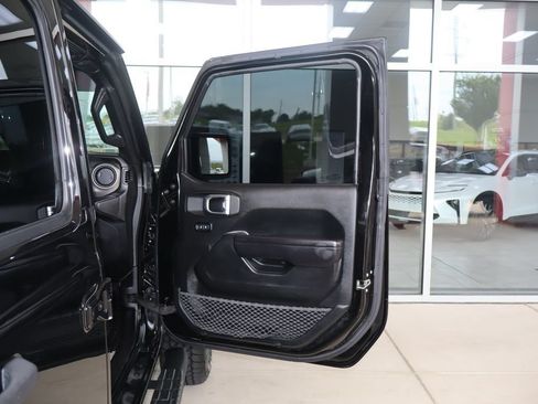 Used 2021 Jeep Wrangler Unlimited Sport AWD/4WD image 38