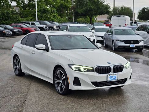 Used 2023 BMW 330i Sedan w/ Premium Package RWD image 3