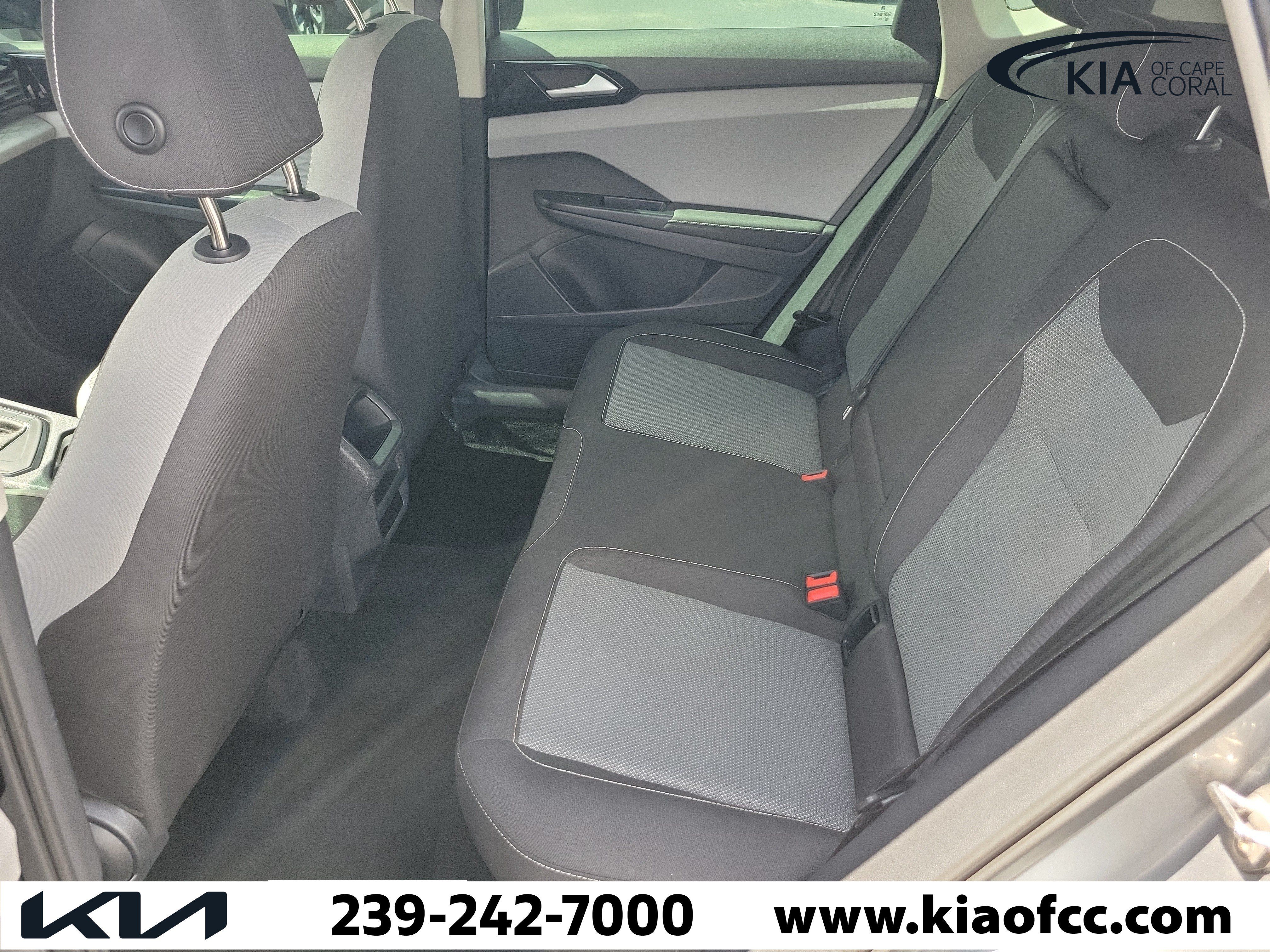 Used 2024 Volkswagen Taos S FWD image 12