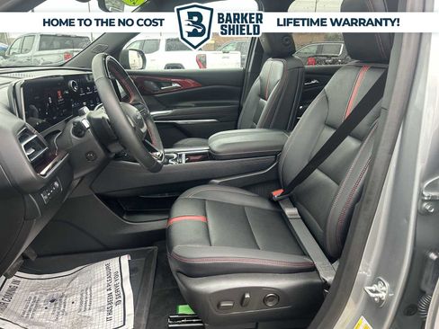 Used 2024 Chevrolet Traverse RS w/ LPO, Floor Liner Package image 19