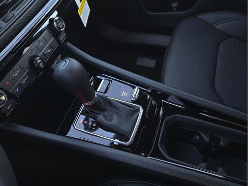 New 2026 Jeep Compass Latitude image 20