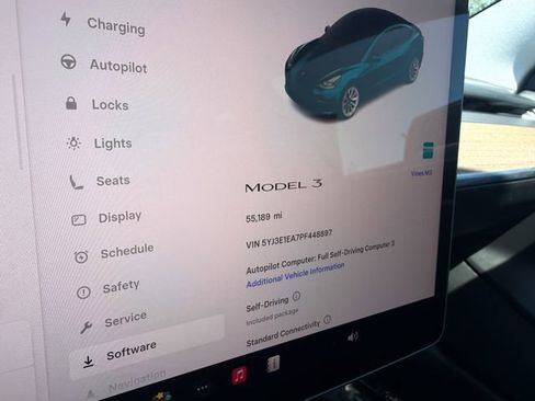 Used 2023 Tesla Model 3 Standard Range RWD image 18