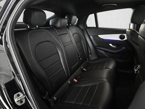 Used 2022 Mercedes-Benz GLC 300 4MATIC Coupe image 21