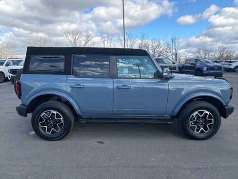 Used 2023 Ford Bronco Outer Banks image 5