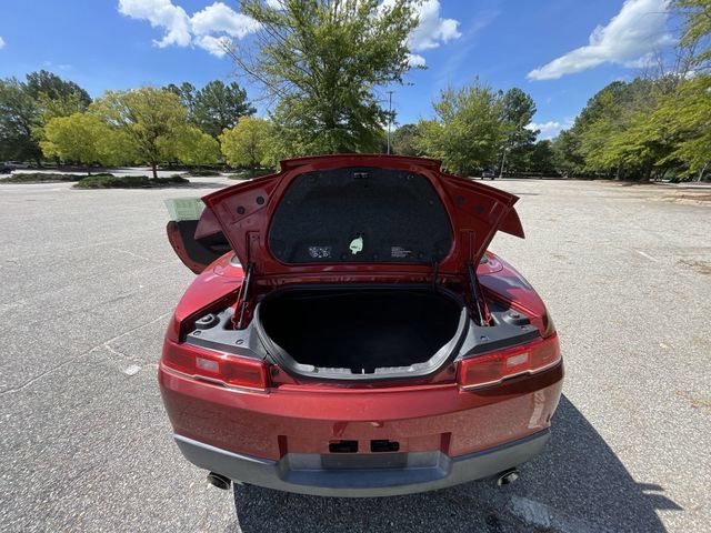 Used 2015 Chevrolet Camaro LT RWD image 25
