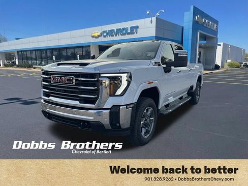 Used 2026 GMC Sierra 2500 SLT w/ SLT Premium Package AWD/4WD image 3