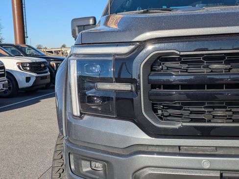 New 2025 Ford F150 Lariat w/ Equipment Group 501A Mid image 11