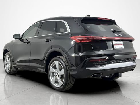 Used 2025 Audi Q5 Premium Plus w/ Premium Plus AWD/4WD image 3