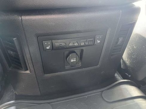 Used 2014 RAM 1500 Laramie w/ Convenience Group AWD/4WD image 13