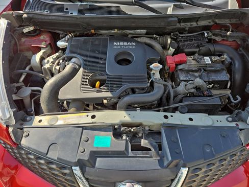 Used 2011 Nissan Juke SV AWD/4WD image 26