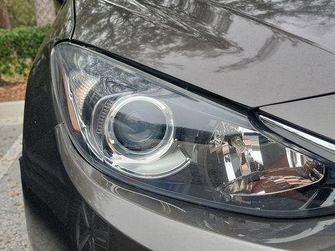 Used 2015 MAZDA MAZDA3 i SV image 5