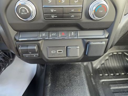 New 2025 GMC Sierra 3500 Pro w/ Convenience Package image 16