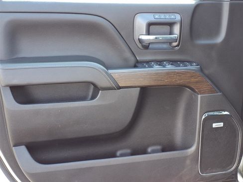 Used 2019 GMC Sierra 2500 Denali w/ Duramax Plus Package image 21