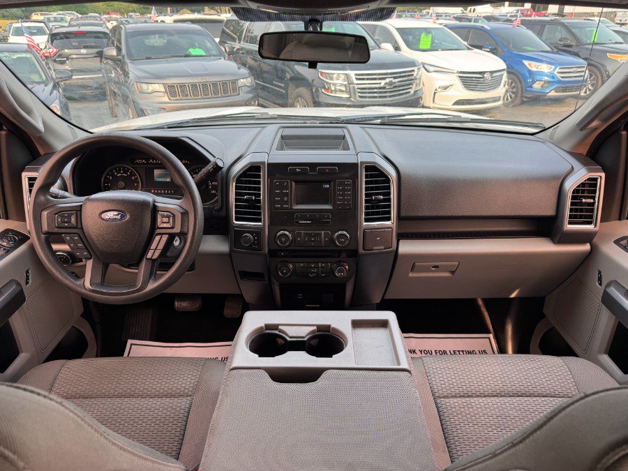 Used 2016 Ford F150 XLT AWD/4WD image 20