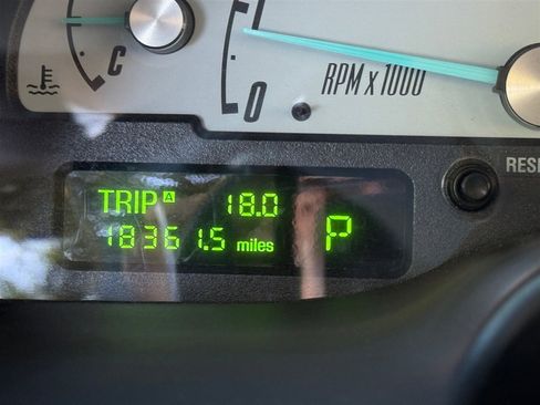 Used 2002 Ford Thunderbird RWD image 44