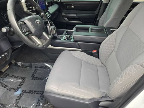 Used 2023 Toyota Tundra SR5 w/ SR5 Convenience Package AWD/4WD image 30