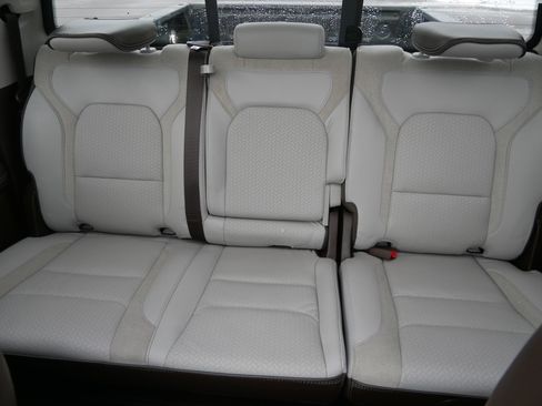 Used 2025 RAM 1500 Laramie image 13