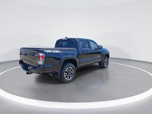 Certified 2023 Toyota Tacoma TRD Sport AWD/4WD image 9