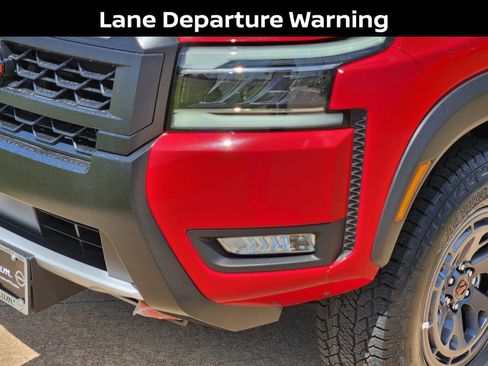 New 2025 Nissan Frontier PRO-4X image 8
