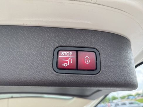 Used 2019 Mercedes-Benz GLS 450 4MATIC w/ Premium 1 Package image 7