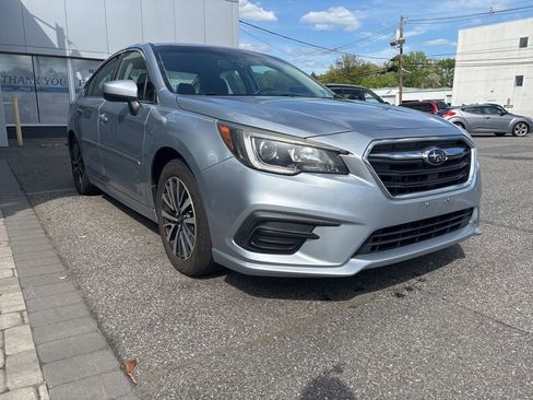 Used 2018 Subaru Legacy 2.5i Premium w/ Moonroof Package AWD/4WD image 1