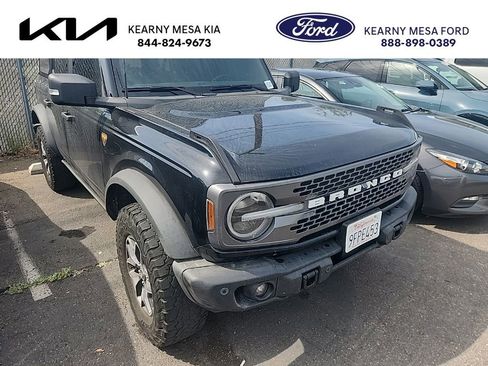 Used 2023 Ford Bronco Badlands image 1