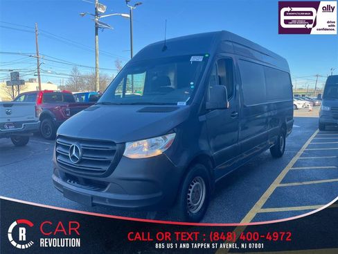 Used 2019 Mercedes-Benz Sprinter 170 image 3