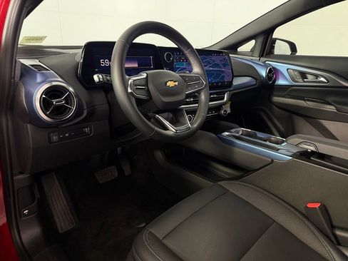 Used 2024 Chevrolet Equinox EV LT FWD image 13