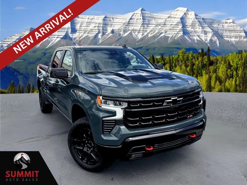 Used 2026 Chevrolet Silverado 1500 LT Trail Boss w/ Convenience Package II AWD/4WD image 1