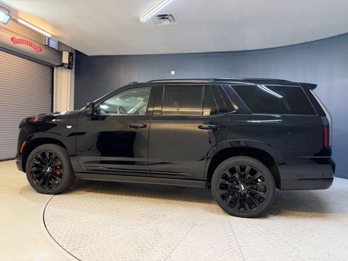 New 2026 Cadillac Escalade Platinum Sport AWD/4WD image 2