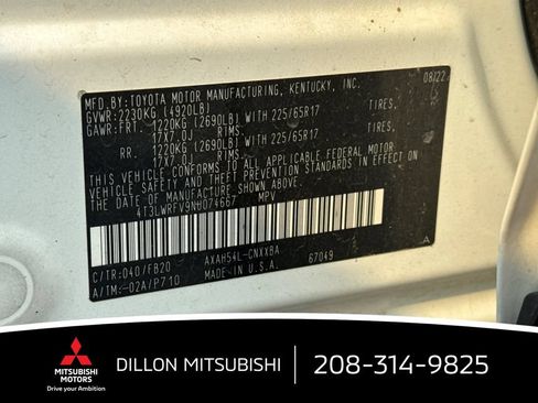 Used 2022 Toyota RAV4 LE AWD/4WD image 31