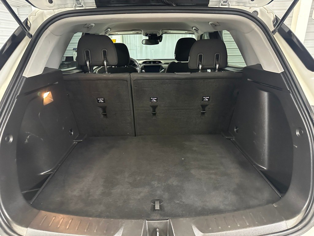 Used 2021 Chevrolet TrailBlazer LT w/ Convenience Package FWD image 22