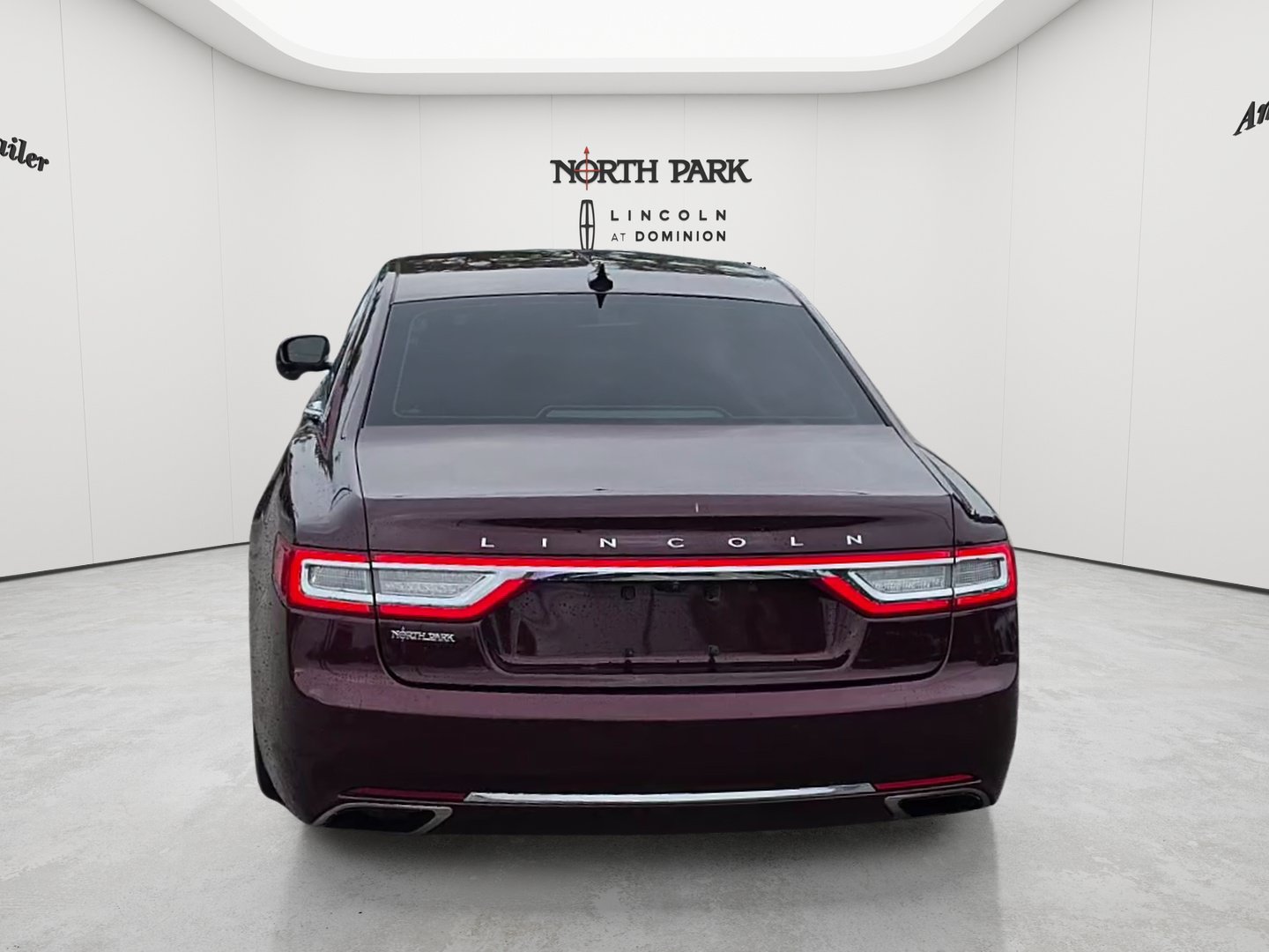 Used 2020 Lincoln Continental FWD image 5
