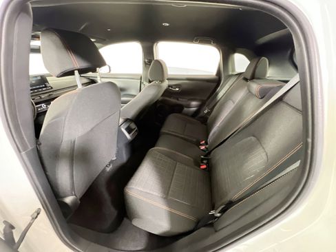 Used 2025 Honda HR-V Sport image 23