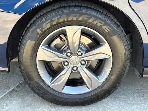 Used 2022 Honda Odyssey EX image 33
