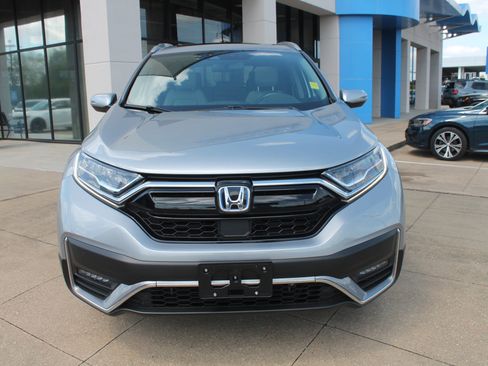 Used 2020 Honda CR-V Touring image 2
