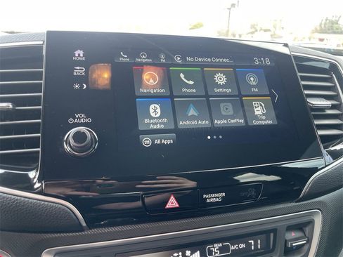 Used 2025 Honda Passport TrailSport image 13