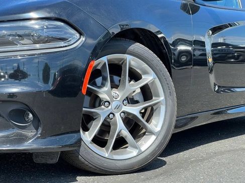 Used 2022 Dodge Charger GT RWD image 2