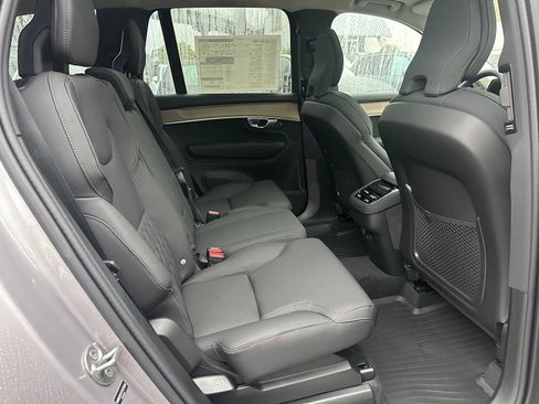 New 2026 Volvo XC90 B5 Core w/ Protection Package Premier image 12