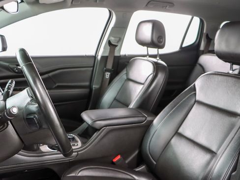 Used 2023 GMC Acadia SLT FWD image 24