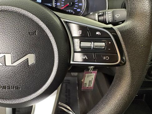 Used 2023 Kia Forte LXS FWD image 25