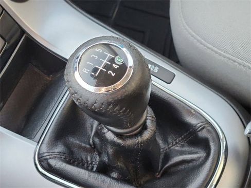 Used 2012 Chevrolet Cruze Eco image 14