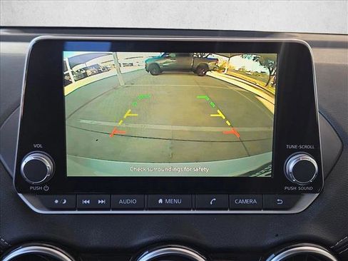 Used 2025 Nissan Sentra SV image 10