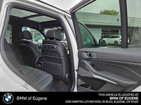 New 2026 BMW X5 xDrive40i w/ M Sport Package image 14