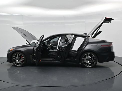 Used 2023 Kia Stinger GT2 RWD image 41