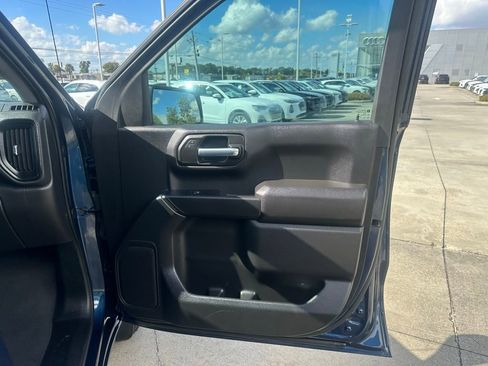 Used 2022 Chevrolet Silverado 1500 Custom w/ LPO, Dark Essentials Package image 27