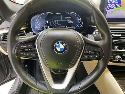 Used 2023 BMW 530e w/ Premium Package RWD image 32