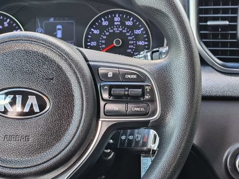 Used 2019 Kia Sportage LX FWD image 28