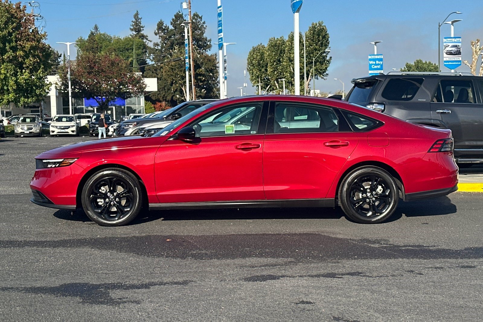 Used 2025 Honda Accord SE image 2